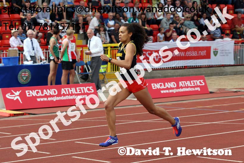 Inter girls 300 metres hurdles, 2015 English Schools, Gateshead. Photo: David T. Hewitson/Sports for All Pics